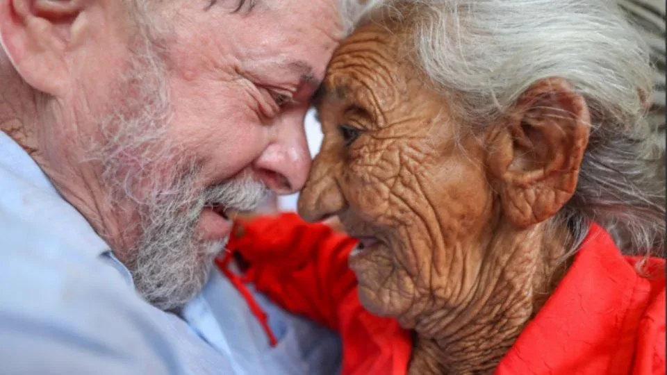 LUTO: Morre aos 85 anos a paraibana Dona Marilda, famosa por foto emblemática com Lula