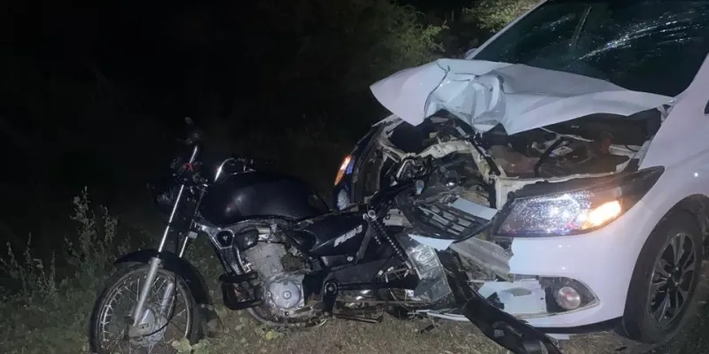 Colisão entre carro e moto deixa mais uma vítima fatal na BR-412, em Monteiro