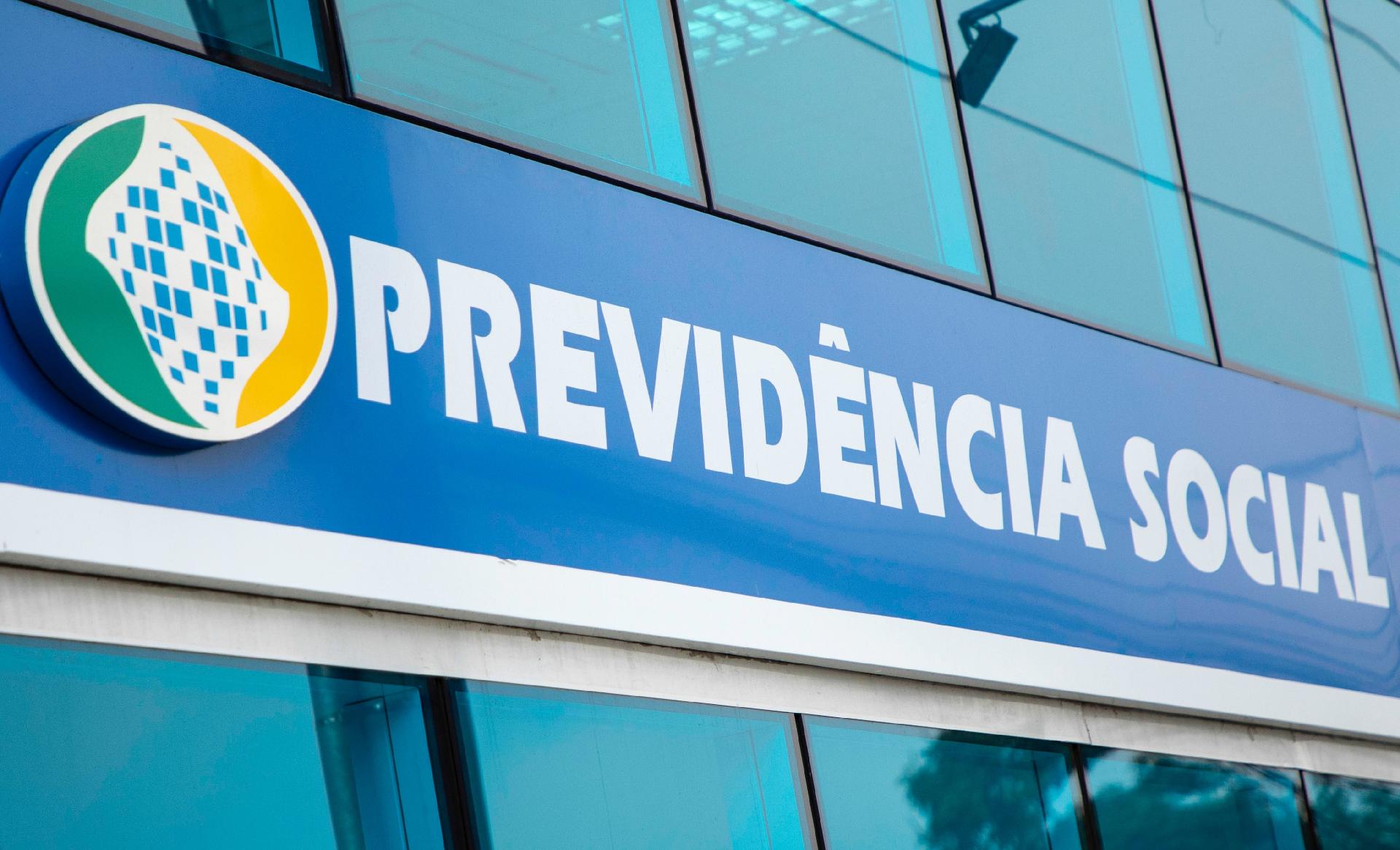 AGU pede bloqueio de bens de mais catorze investigados por fraude do INSS