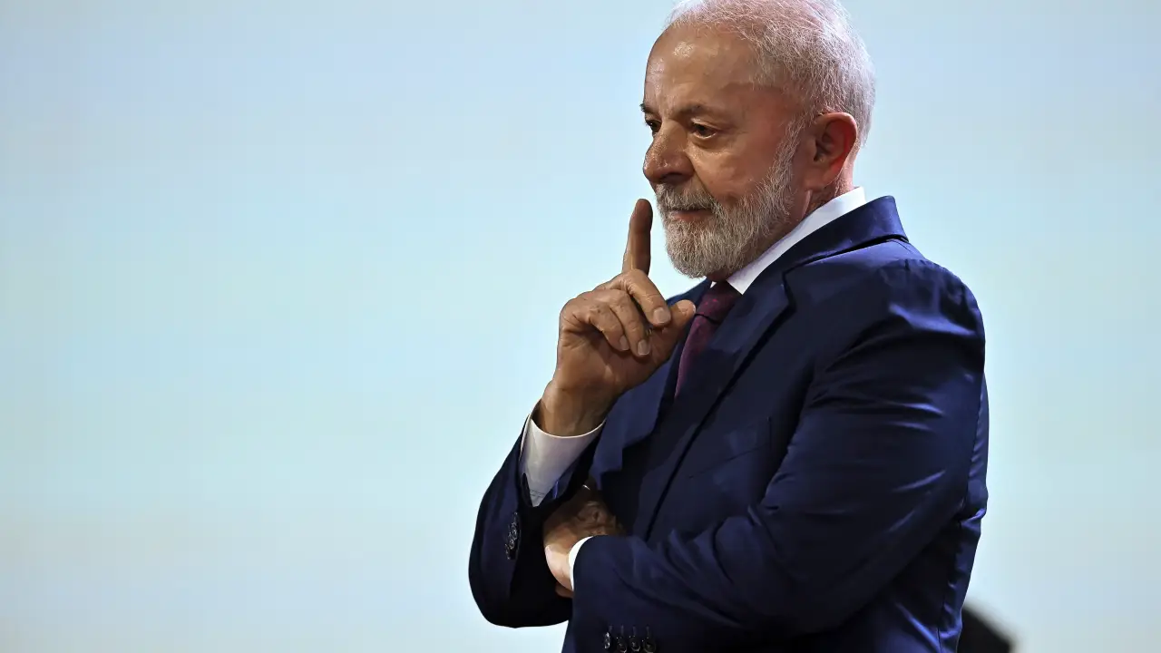 Lula teve ‘quadro de vertigem e diagnóstico de labirintite’, diz hospital