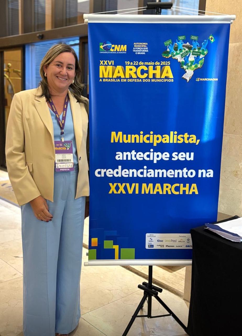 Prefeita e vice-prefeito de Monteiro participam da Marcha dos Prefeitos em Brasília