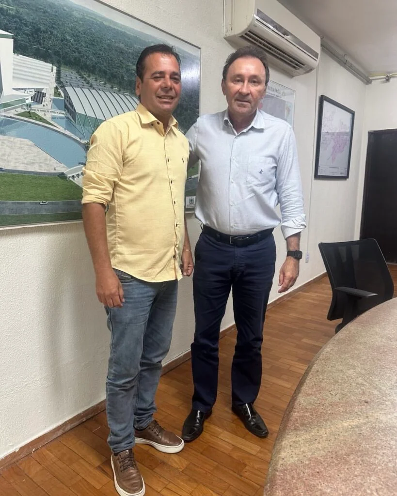 São João do Tigre avança em infraestrutura: prefeito Márcio Leite garante importantes conquistas em audiência na capital