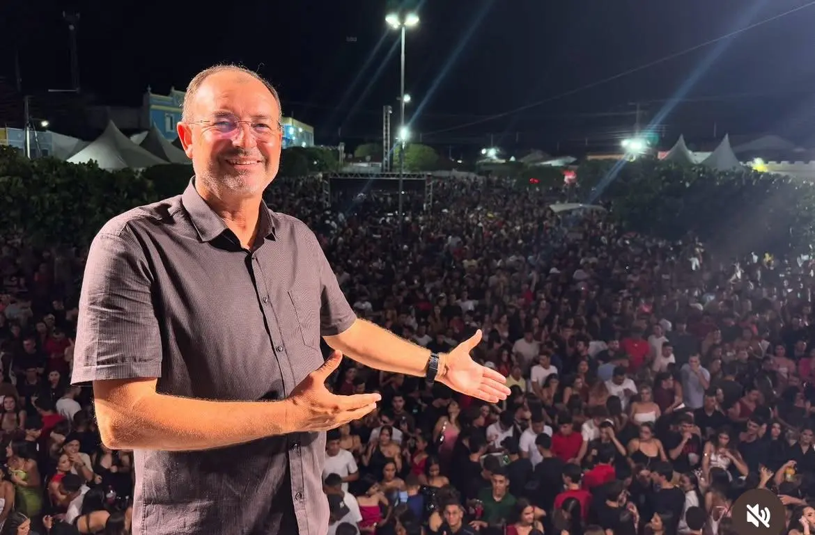 Prefeito Chico de Eulina comemora sucesso da festa de 222 anos de São João do Cariri
