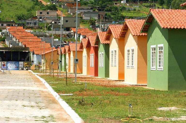 ‘Minha Casa, Minha Vida’: Governo Federal autoriza construção de novas moradias em São João do Cariri e prefeito comemora