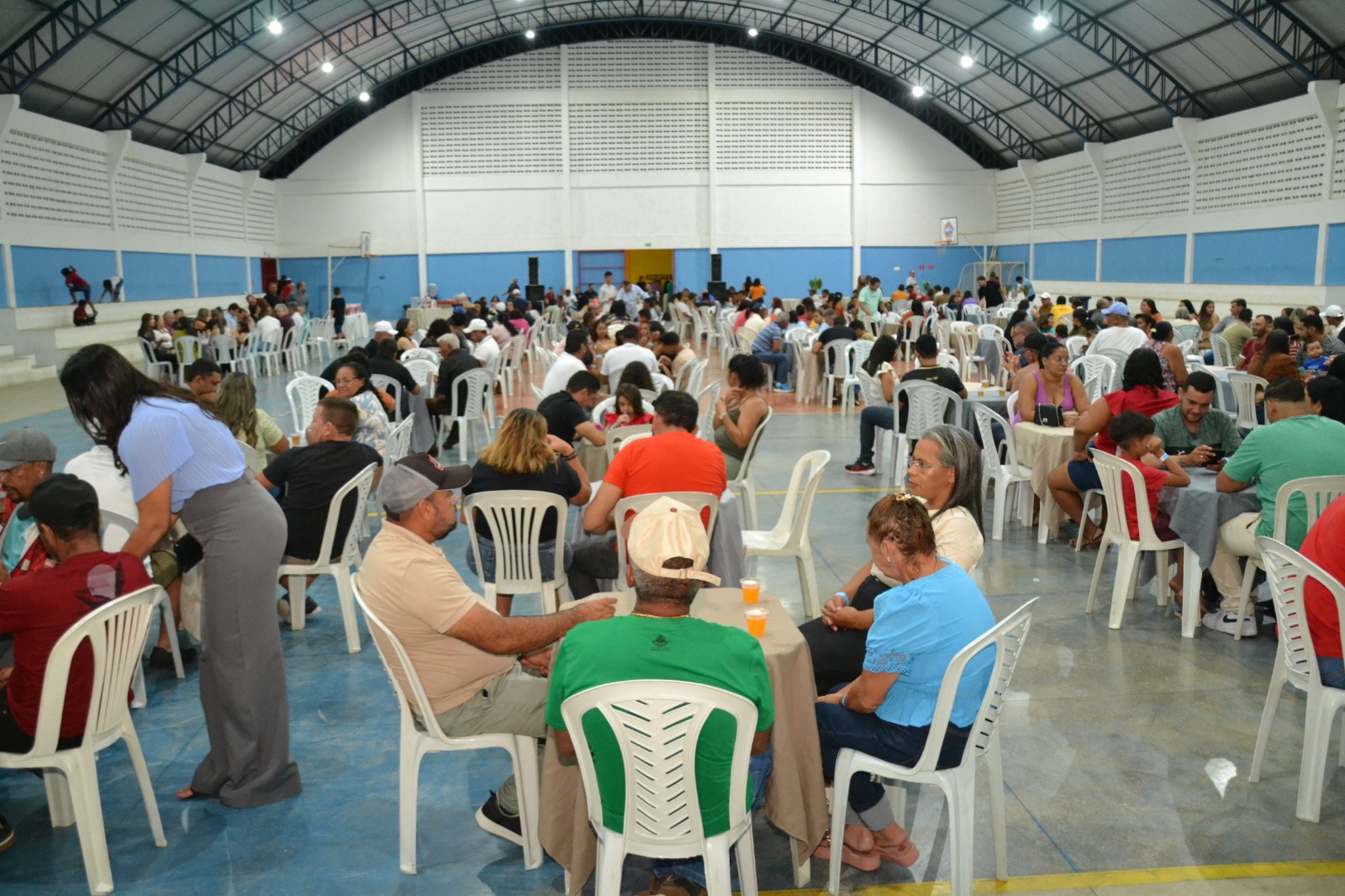 Secretaria de Infraestrutura promove linda festa em homenagem ao Dia do Gari