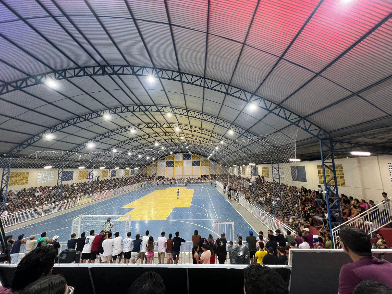 Com grande público e muita emoção, Junco do Seridó sediou grandes finais de futsal masculino e feminino