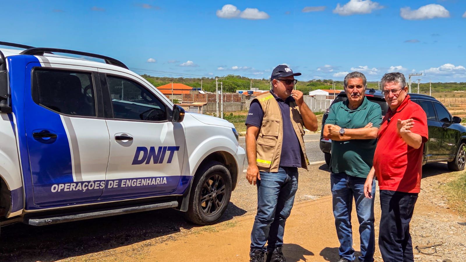 A convite de Dr. Romualdo, superintendente do DNIT visita trechos da BR-412