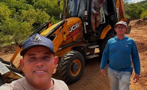 Prefeitura de Livramento inicia recuperação de estradas vicinais