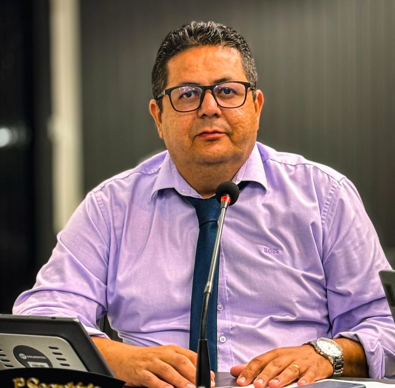 Vereador Valber Pinto solicita atuação da PRF para retirada de animais soltos na BR-412
