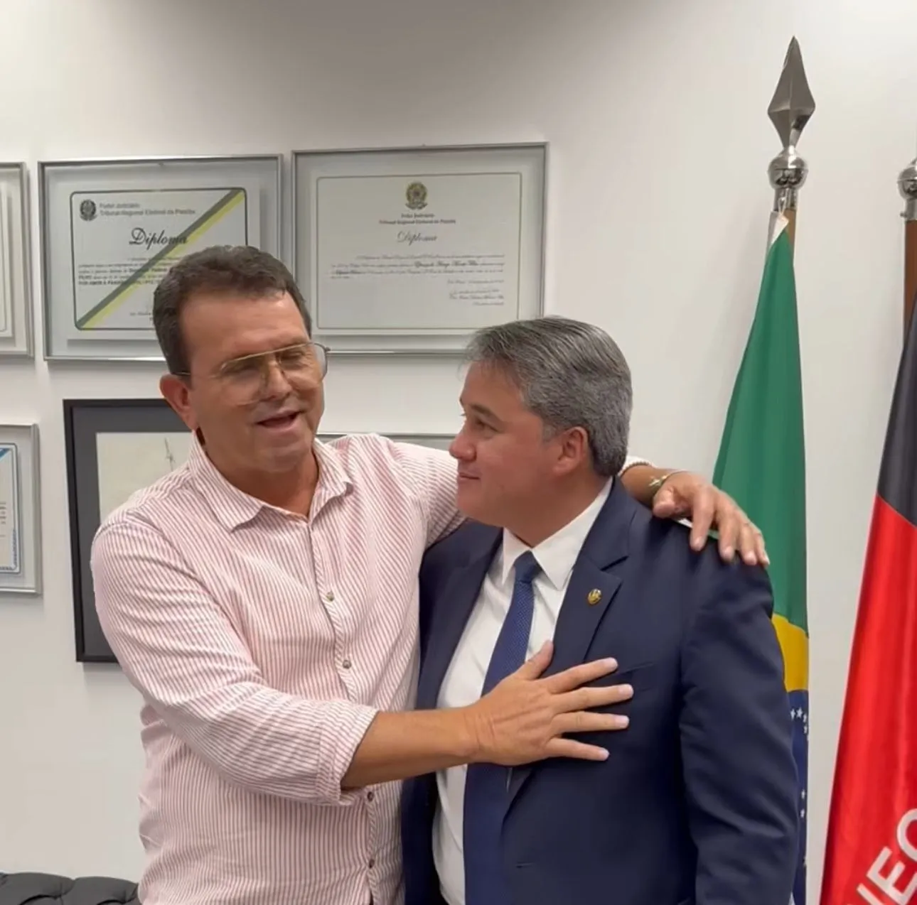 Prefeito Manezinho garante recursos para Sumé com senador Efraim Filho na ordem de mais de R$ 7 milhões