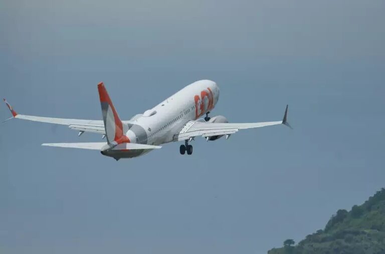 Mau tempo: avião com destino a João Pessoa sobrevoa capital, mas acaba pousando em Recife