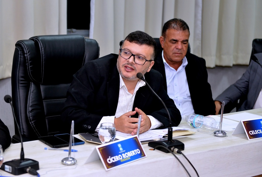 Vereador Cícero Roberto solicita construção de unidade de saúde no Sítio Tamanduá