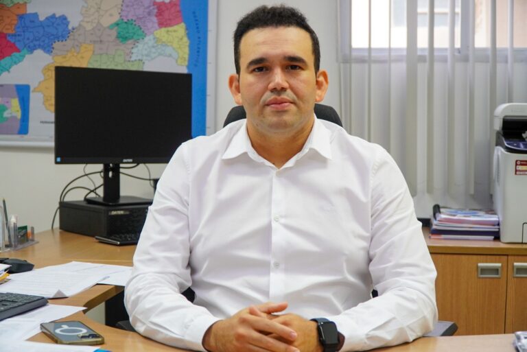 Jhony Bezerra descarta postulação a federal e reafirma foco na pré-candidatura a deputado estadual em 2026