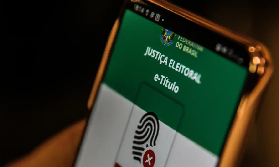 Prazo para regularizar título de eleitor termina nesta segunda (19)