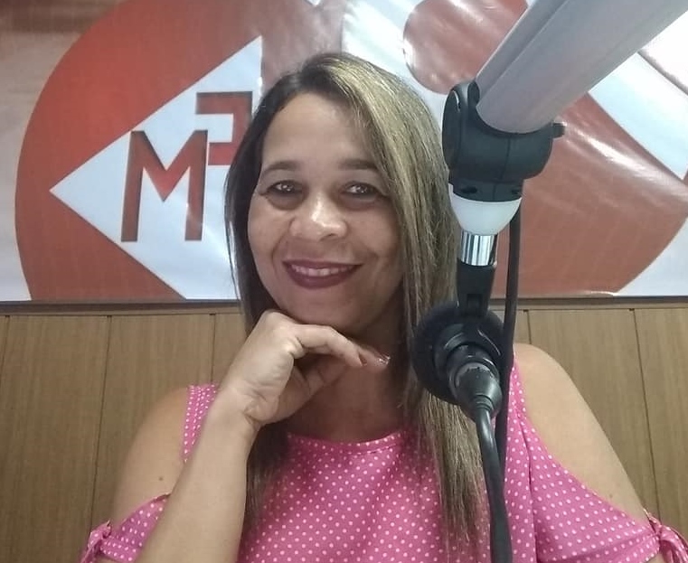 Vereador Cícero Roberto concede título de cidadã monteirense à comunicadora Meire Vale, aprovado por unanimidade