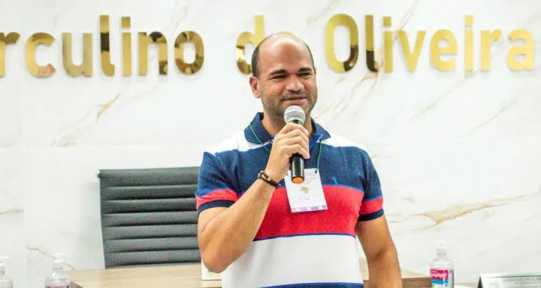 Prefeito paraibano é preso em flagrante por porte ilegal de arma de fogo