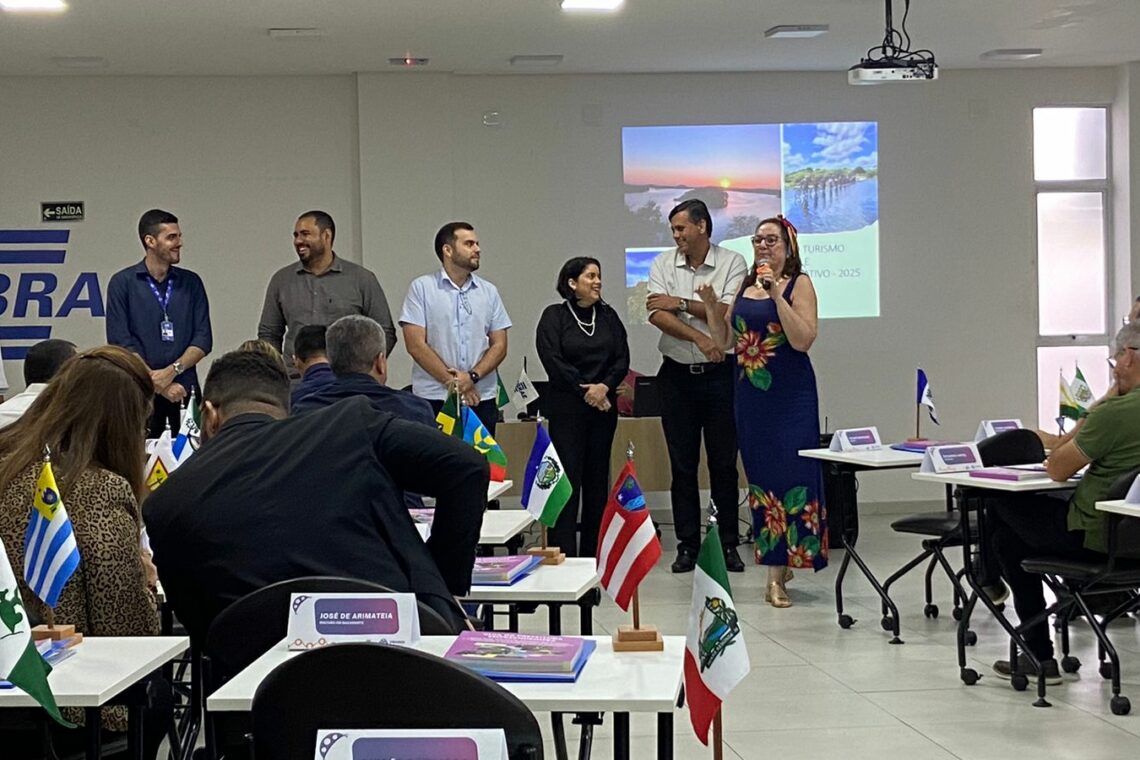 Gestores públicos de 35 municípios participam do Fórum de Lideranças Transformadoras em Campina Grande
