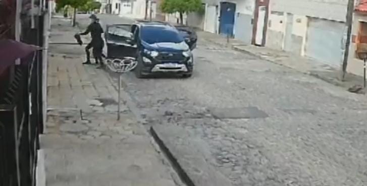 Polícia prende grupo que invadia casas em Campina Grande sob ordens de presidiários
