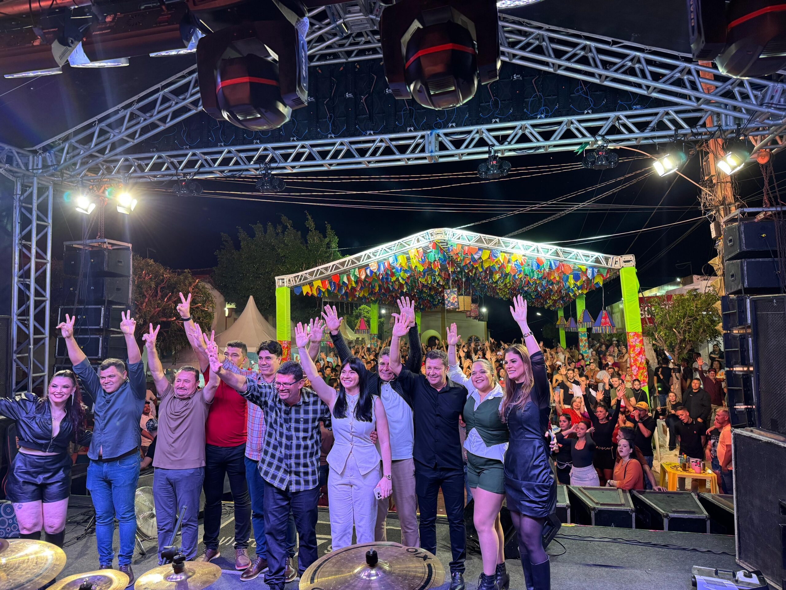 Prefeitura de Barra de São Miguel celebra o sucesso do São João de Riacho Fundo e amplia programação com mais atrações
