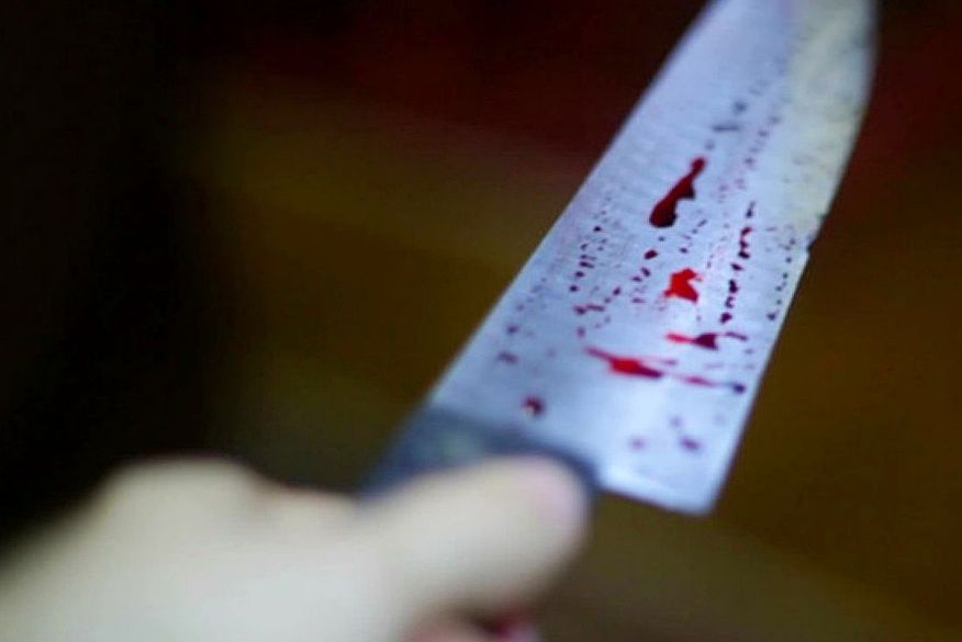 Dois homens são esfaqueados em bar em Monteiro, e transferidos em estado grave para Campina Grande