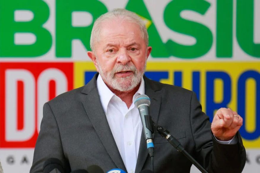 Lula assina decreto que fixa cotas de 30% em concursos para negros, indígenas e quilombolas