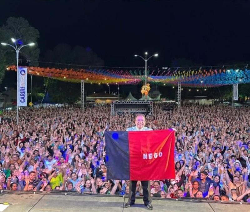 Shows de Padre Fabrício reúnem mais de 130 mil pessoas durante São João