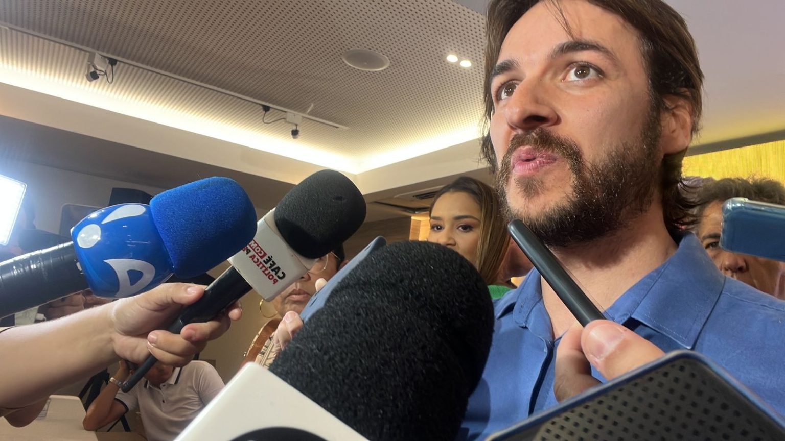Pedro volta a sinalizar disputa ao Senado: “Não descarto”