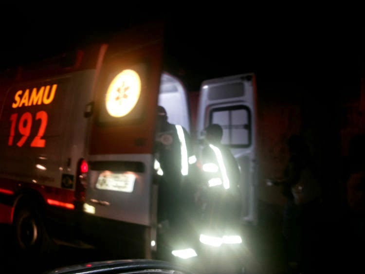 Colisão com cachorro deixa homem ferido em Monteiro