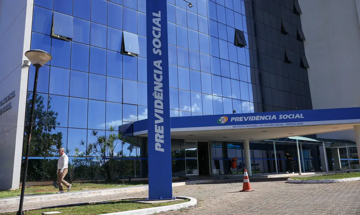 STF homologa plano do INSS para devolução de descontos ilegais 