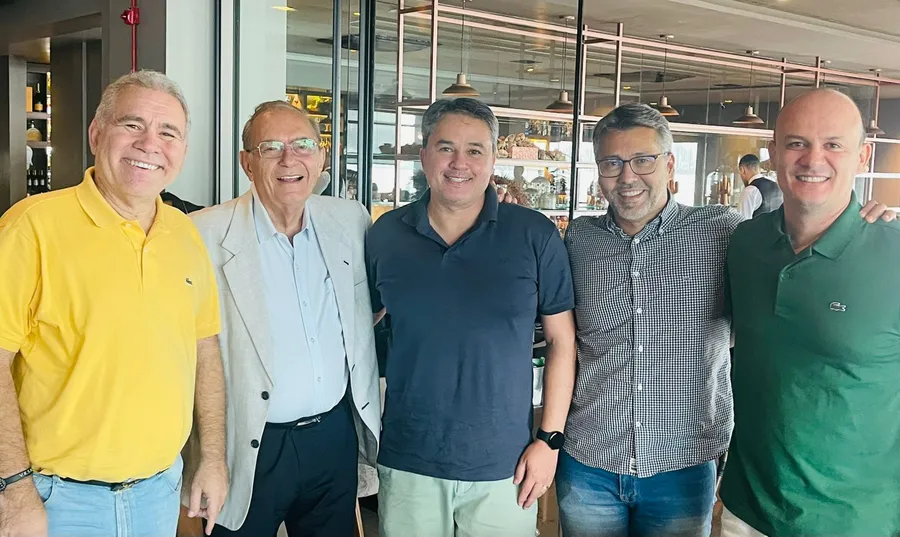 Encontro informal reúne três partidos de oposição; grupo reforça necessidade de ‘unidade’