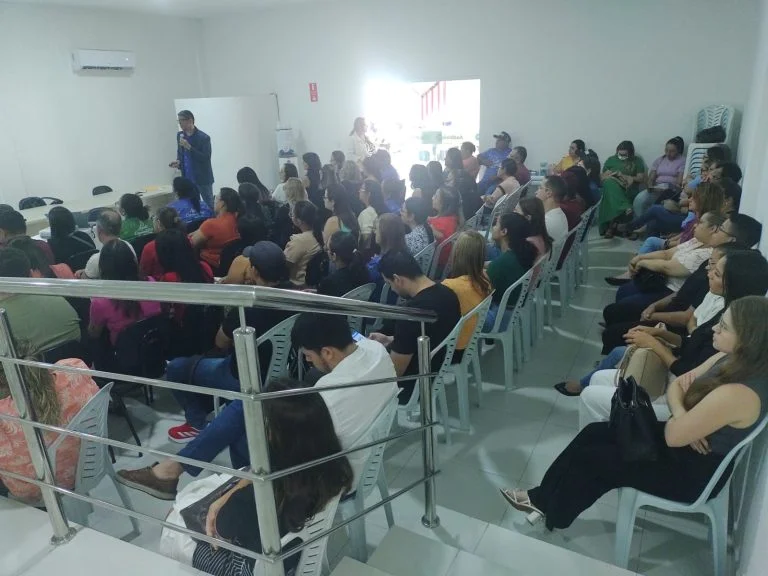 Saúde de Sumé realiza curso de aperfeiçoamento em Atenção Primária à saúde para qualificar os profissionais do município