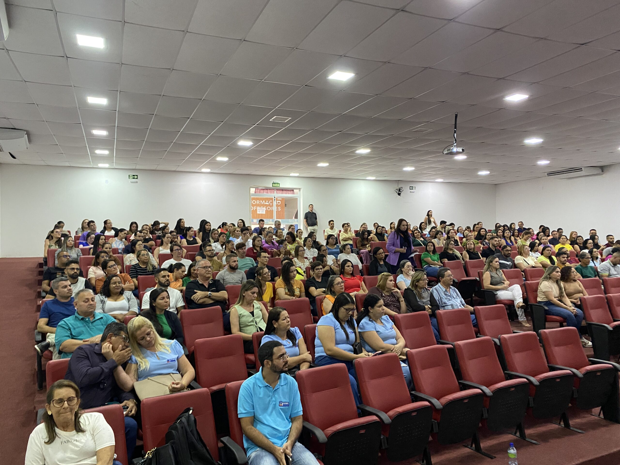 Encontro Pedagógico de Sumé analisa dados e promove discussão sobre comunicação afetiva nas escolas