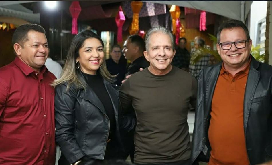 Lideranças de Taperoá se reúnem com Nabor Wanderley e reforçam nome do gestor ao Senado