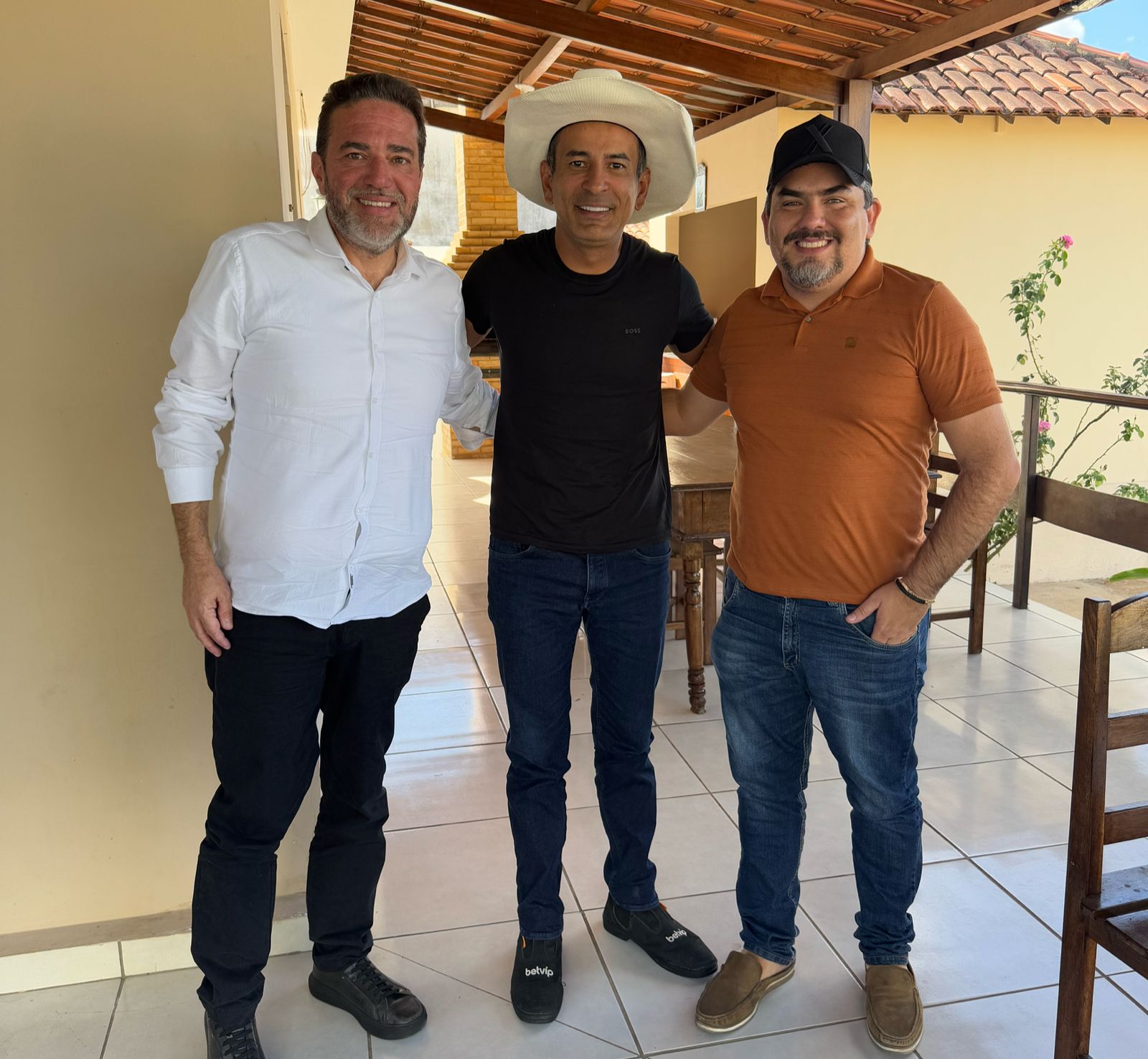 EXCLUSIVO: Prefeito de Coxixola tem nome lançado para disputar vaga na ALPB, através de articulação do empresário Ernildo Jr, da PixBet