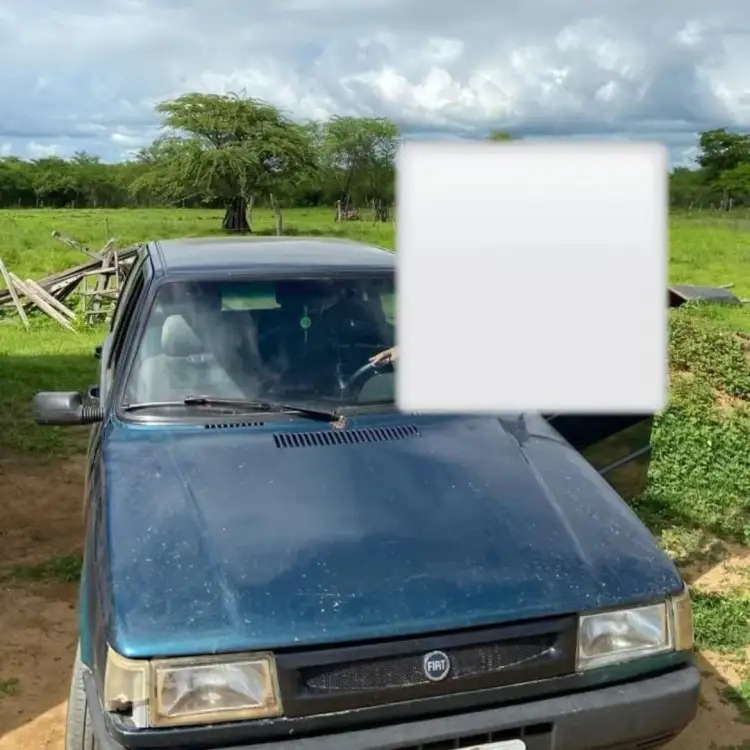 Fiat Uno roubado em assalto no Sítio Tamanduá, em Monteiro, é encontrado momentos depois próximo ao local do crime