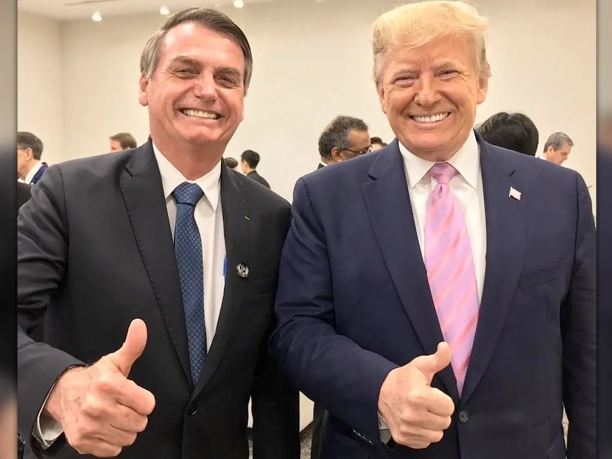 Bolsonaro se declara para Trump: “Sou apaixonado por ele”