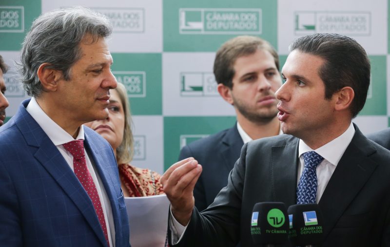 reunião com Haddad sobre IOF foi tranquila, mas sem acordo, relata Hugo Motta