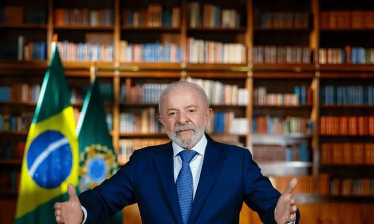 Na TV, Lula diz que taxação de Trump é ‘chantagem inaceitável’ e fala em ‘traidores da pátria’