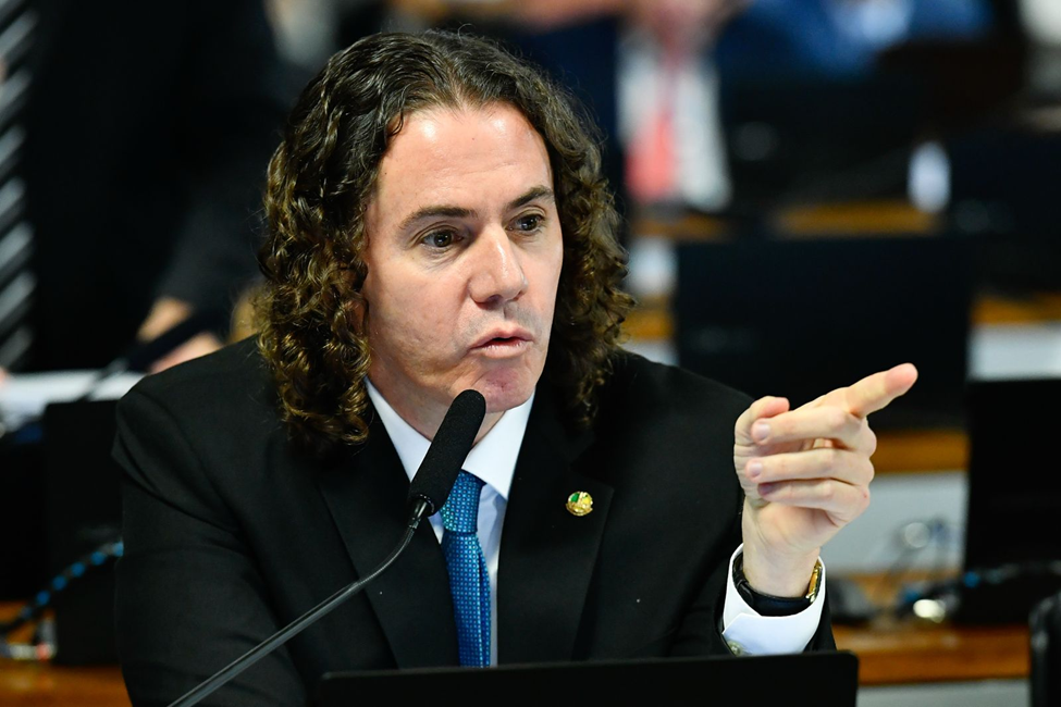 Veneziano: divisão Lula/Bolsonaro trava federação do MDB com Republicanos